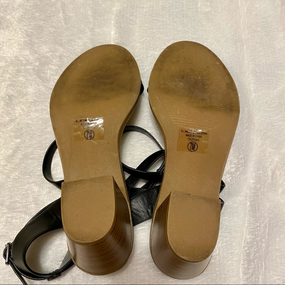 Soda Black Block Heel Strappy Sandals - Picture 8 of 8